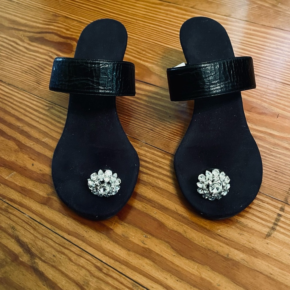 Onex “Ultimate” Black 2.5” Sandals with Crystal Embellishment and Elegant Design